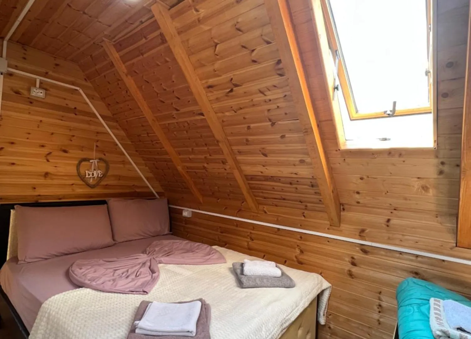 Guesthouse Villa Gurra Theth 4*,  Albanien