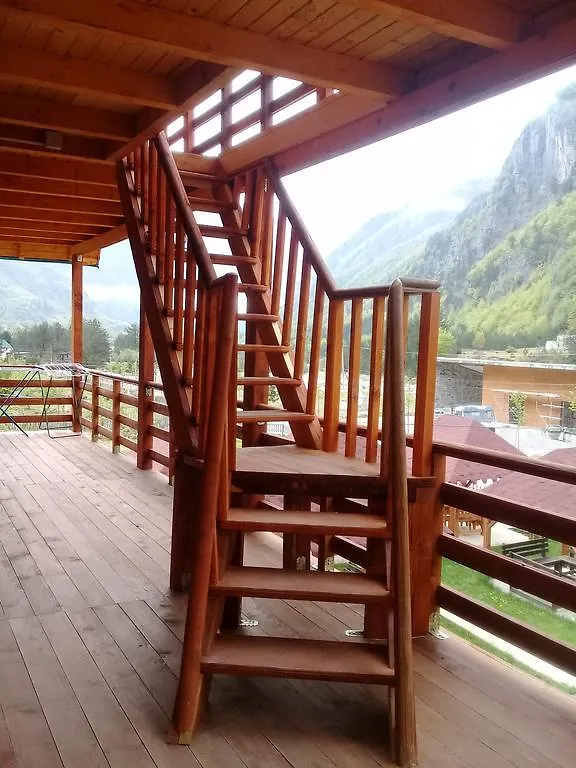 **** Gasthof Guesthouse Villa Gurra Theth Albanien